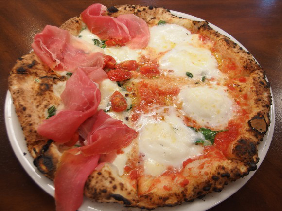 本場イタリアのピザ！種類・食べ方・値段・店・歴史・有名な理由などをくわしく解説