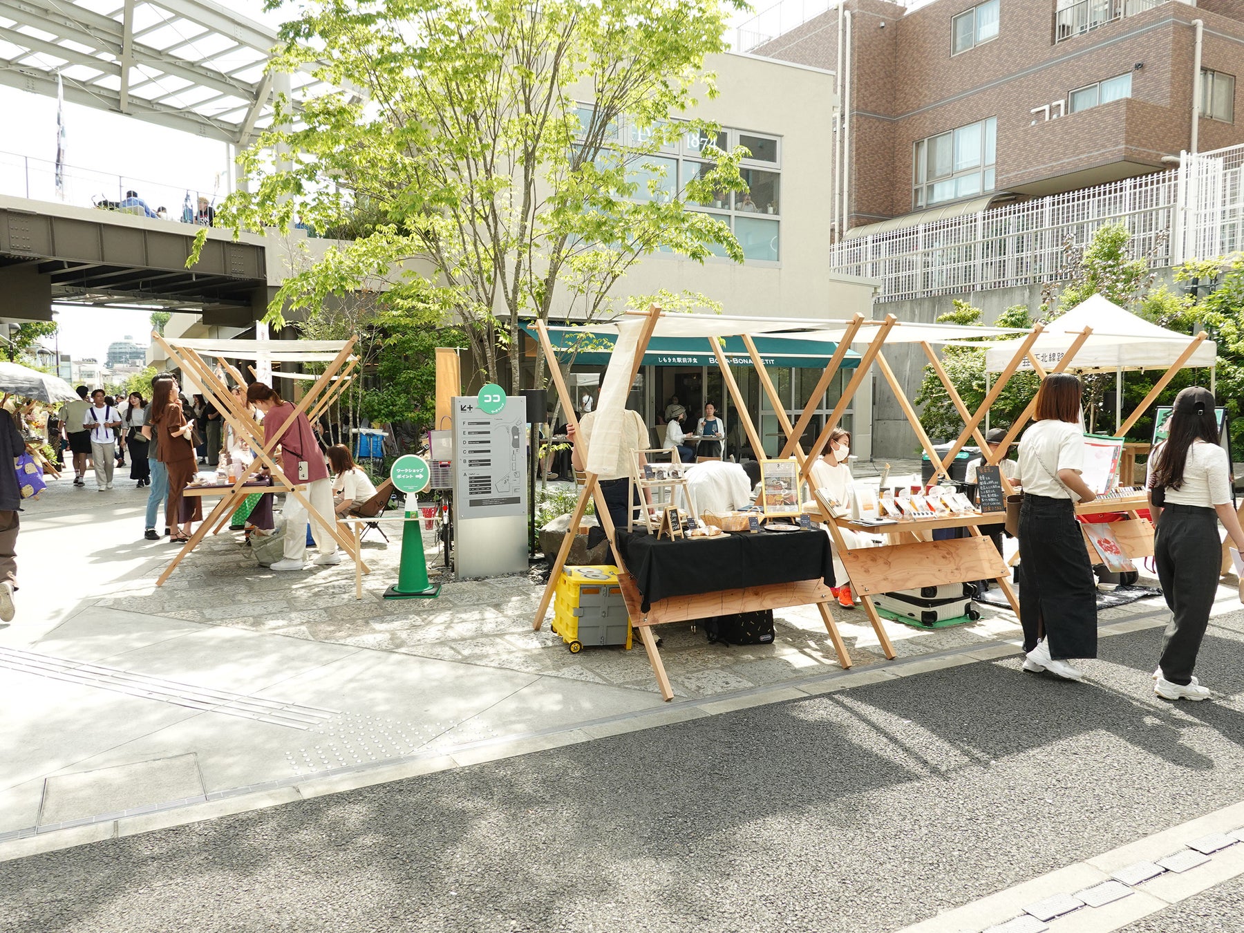 DIY屋台で風景をつくるtabjapan