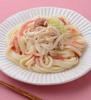 鶏ささみとキムチの焼うどんシマダヤ株式会社