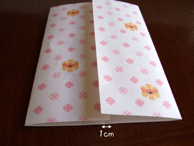 プレゼントにぴったり！折り紙2枚で簡単なギフトバッグの作り方 - 100円ママ〜100均大好きママのお役立ち情報