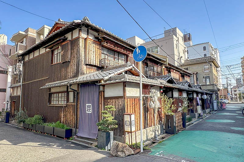 高槻・夏の散策コース：住宅街の中の旧道・古社をゆく「西国街道（芥川宿）コース」をご紹介します。 | 観光協会からのお知らせ | 高槻市観光協会公式サイト