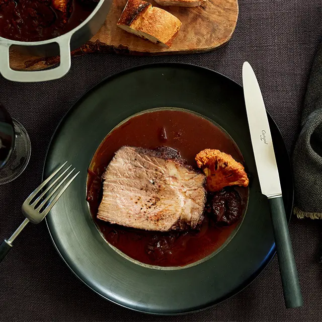 お家で本格的に♪ 豚肉とカリフラワーの洋風煮