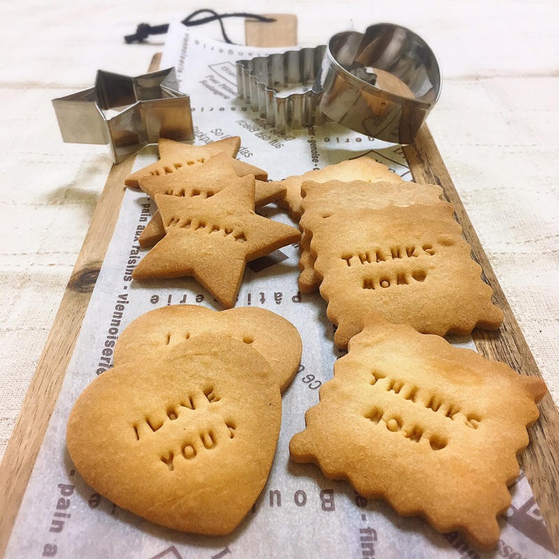 スタンプクッキー型に♪サクサククッキー生地