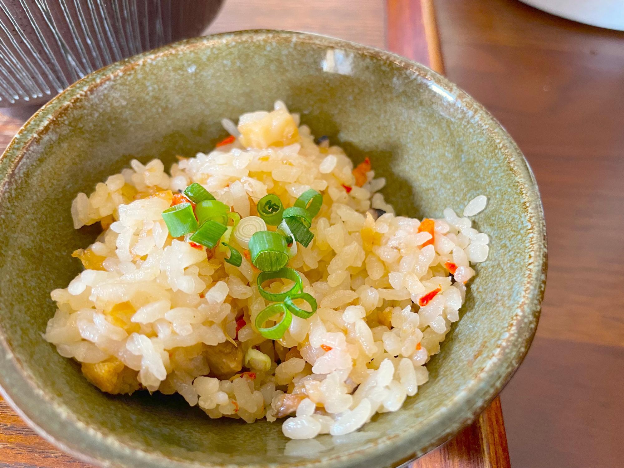 嘉数高台公園沖縄そばのお店 「3丁目の島そば屋」