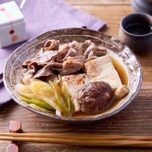 味付けはすき焼きのたれだけ！「絶品肉豆腐」