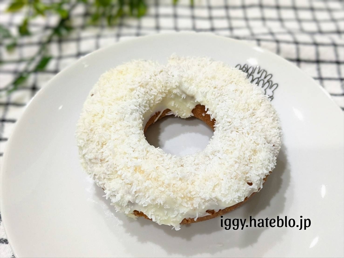 ココナツチョコレート ミスタードーナツ のレビュー！甘すぎず苦すぎずという絶妙なチョコ感＆しっとり食感の調和がお見事♪ : １９８６０７０７Powered by ライブドアブログ