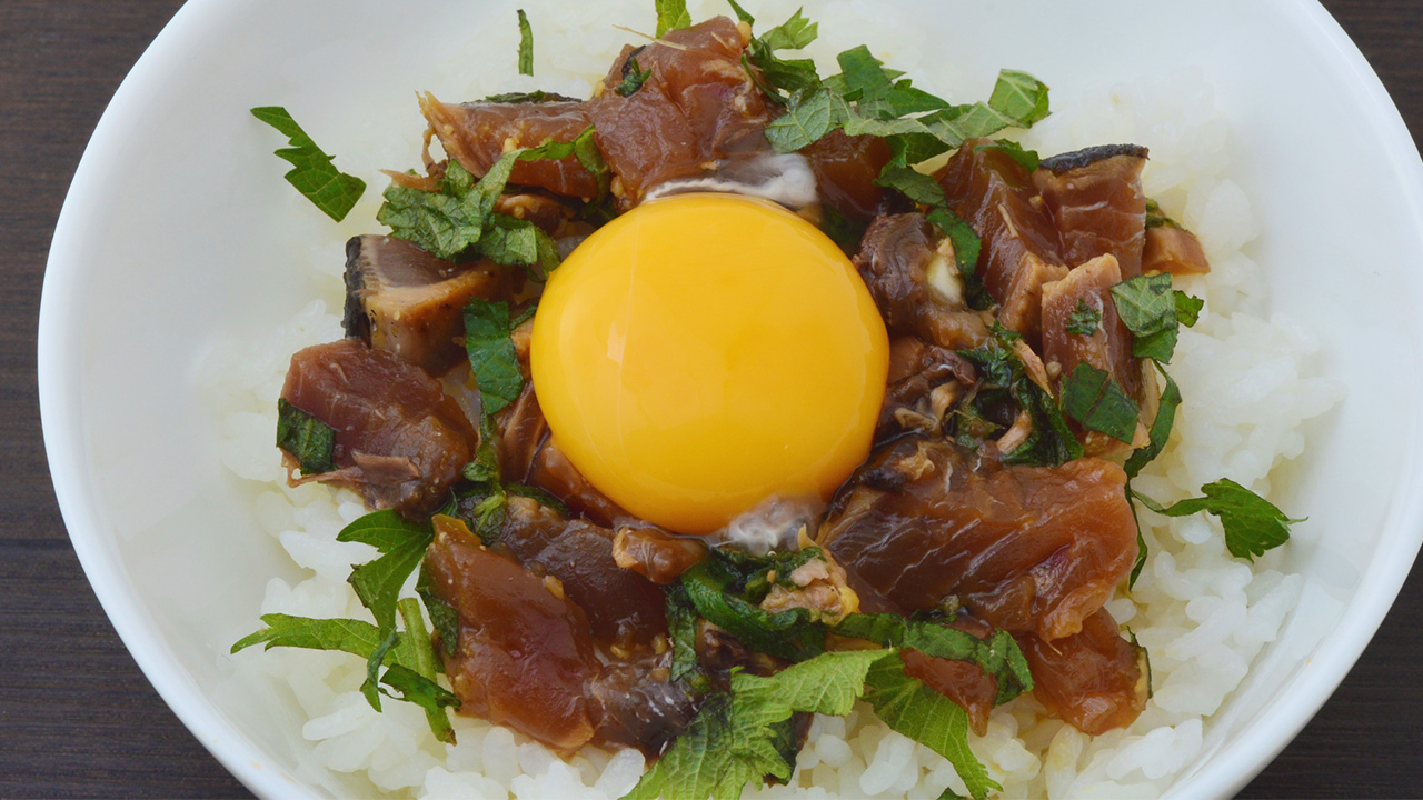 電子レンジでかつおのたたき煮 レシピ・作り方 by libre* - 楽天レシピ