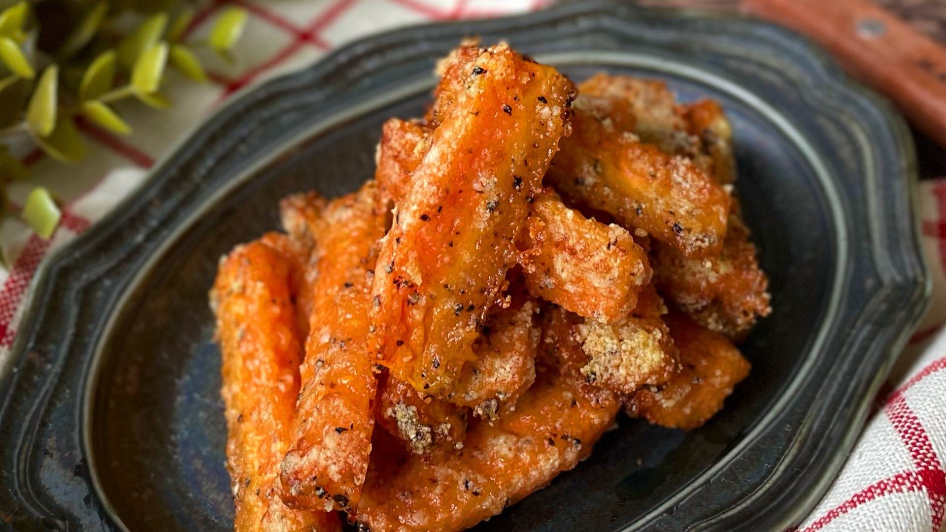 濃厚でクリーミーなおいしさがやみつきになる！「にんじんのチーズクリーム煮」おうちごはん