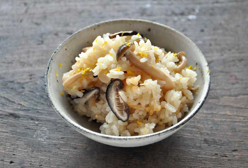 大人の7割以上が野菜不足! 新生活で忙しいあなたの救世主 炊飯器まかせでOK! 手軽に野菜がたっぷり食べられるレシピ70掲載 新刊『炊き込みベジごはん』4 28発売株式会社主婦と生活社のプレスリリース