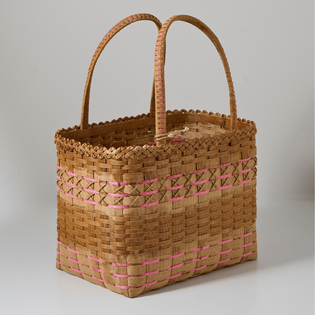 図書館バッグ 、 あずま袋 つきバージョン。4つやっと完成・！かごかごバッグbasketbagエコクラフトクラフトバンド紙バンド手編み手作りハンドメイドhandmademinnecreemalop花結び編み手提げかごバッグ