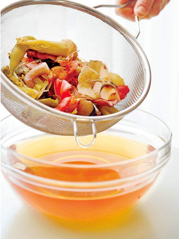 ６月は環境月間 家庭から出た「野菜くず」からつくった有機肥料で栽培「会員さんと一緒につくったエコなトマト」らでぃっしゅぼーやから販売 6 24〜オイシックス・ラ・大地株式会社のプレスリリース