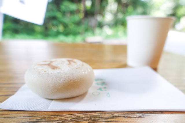 賞味期限3時間のサクサクパイやあの銘菓のアイスサンドも。「六花亭 札幌本店」ことりっぷ