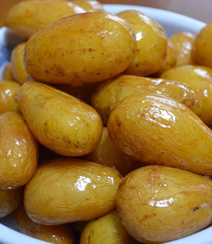 めんつゆで簡単！ 新じゃがいもとナスの煮物 レシピ・作り方 by ぽんぽんぷー - 楽天レシピ