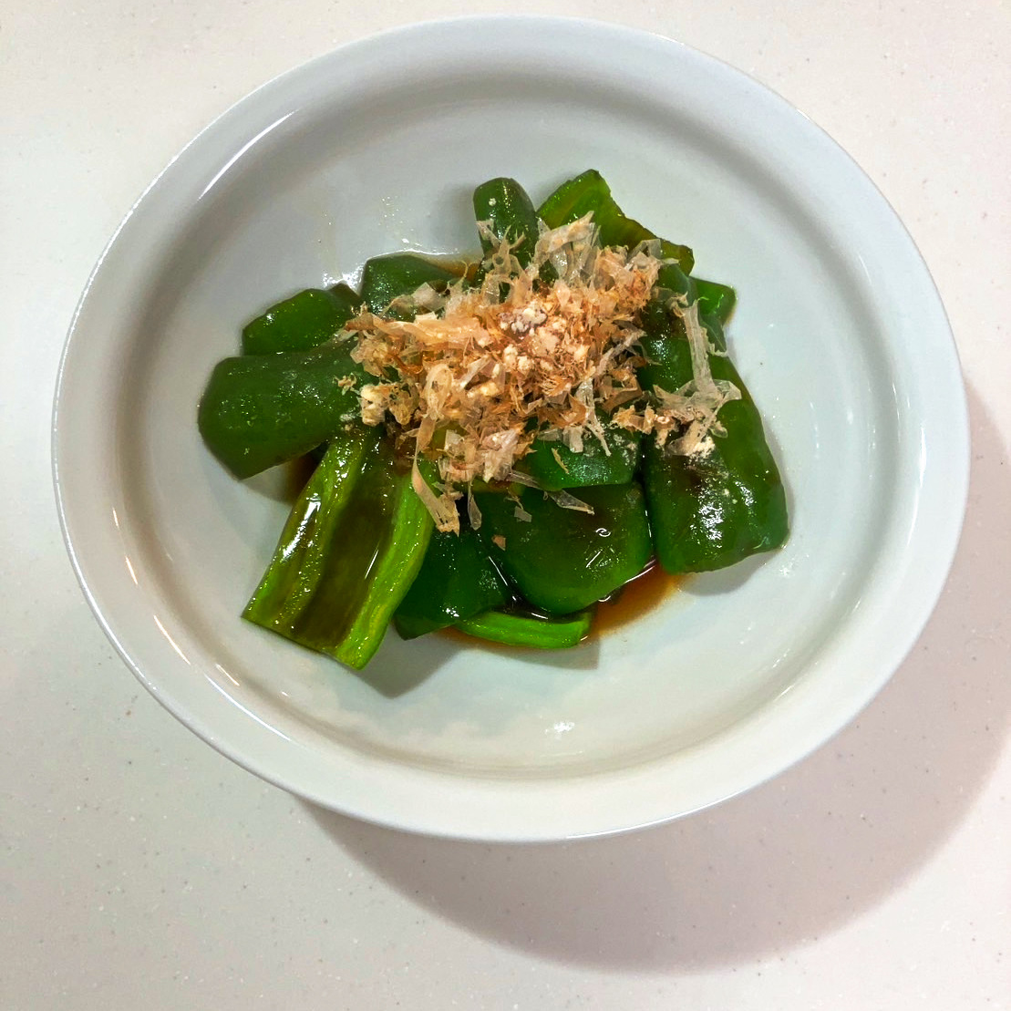 飽きない！ピーマンとなすで作る料理、レシピアイディア集 - SnapDish Food Camera