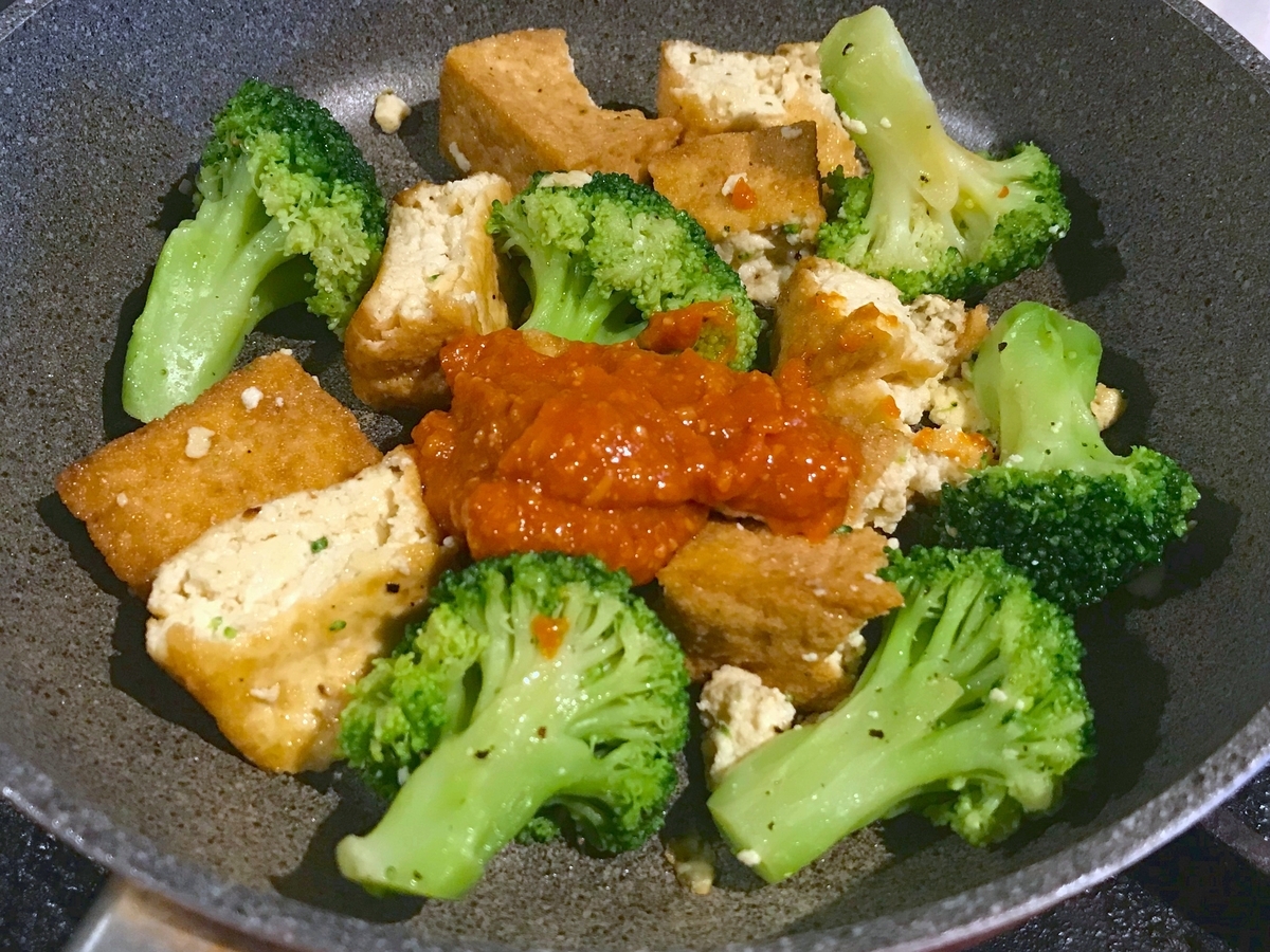 ブロッコリーの肉巻きフライ