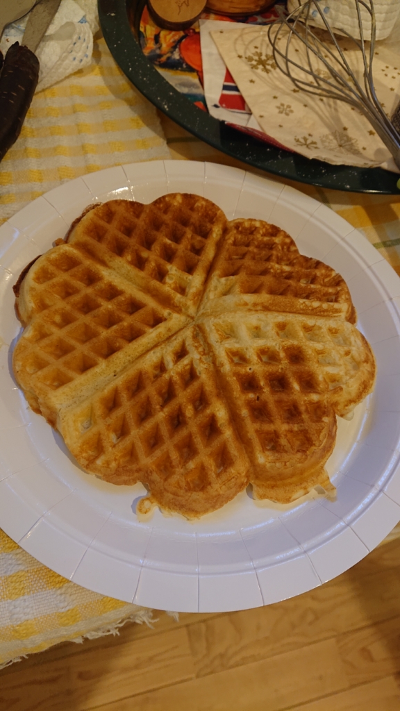 ノルウェーのワッフル メーカーまたは鉄 - ワッフルのストックフォトや画像を多数ご用意 - ワッフル, ノルウェー, おやつ - iStock