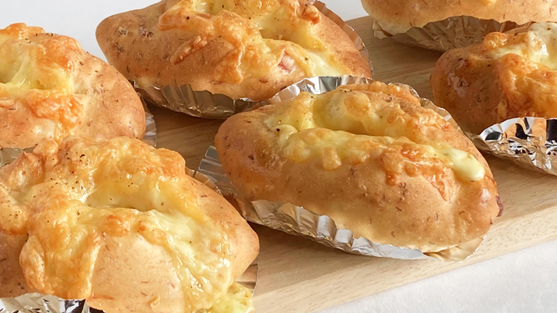 ホームベーカリーで簡単手作り惣菜パンレシピ