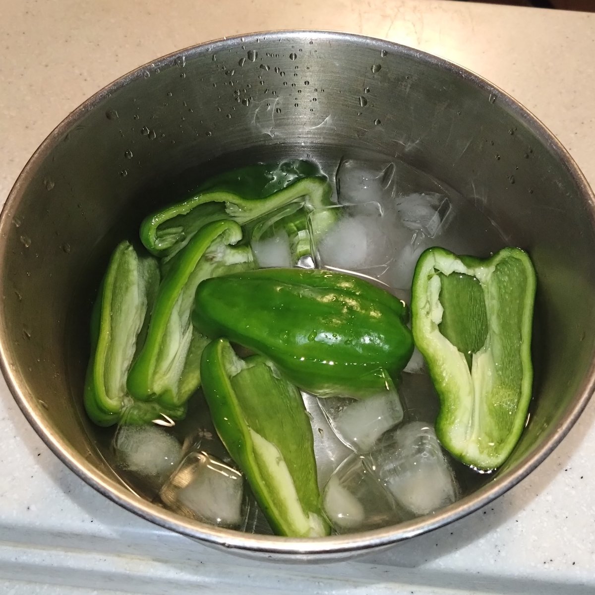 肉味噌生ピーマン