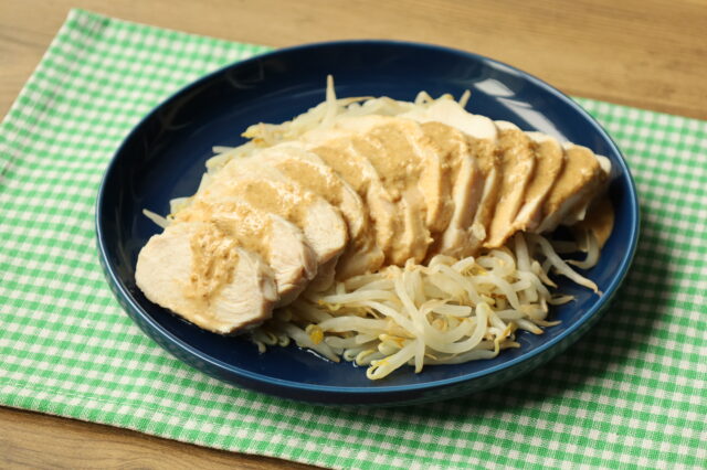 鶏むね肉のうまだれ焼き 一瞬焼きチキン– リュウジのバズレシピメモ 作り方・コツ・感想It's a piece of cake