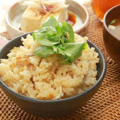 炊飯器で作る「鯛めし」切り身を使って簡単！鯛の出汁がご飯に染み込んで美味しい☆フワフワ鯛におこげが香ばしくたまらない美味しさ♪レシピクッキング手料理単純料理上手美味しい