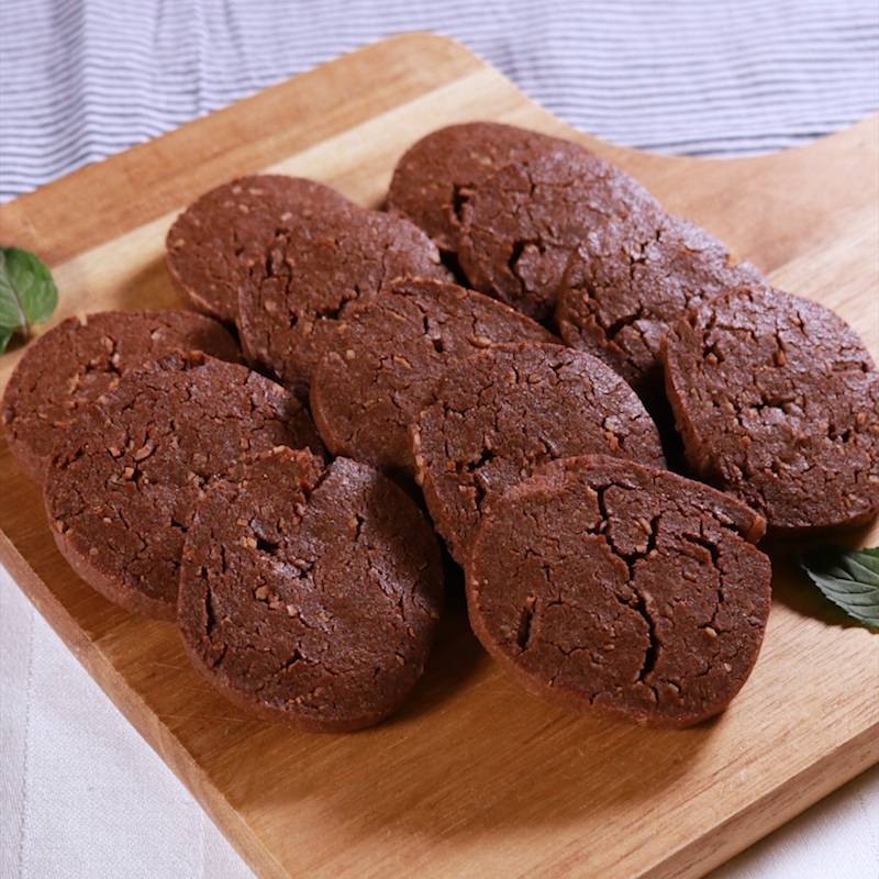 サクサクのDiamantクッキー プレーンとココア