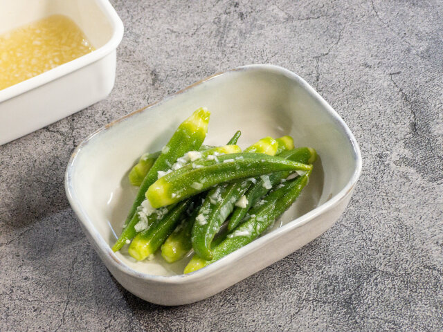 旬の長ねぎを端まで残さず食べ尽くす「長ねぎのポン酢マリネ」で理想の晩酌を かめきちパパ- メシ通ホットペッパーグルメ