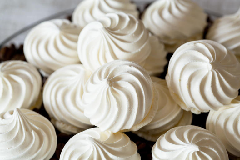 ハンドブレンダー ハンドミキサー 離乳食 おしゃれ 氷 砕ける みじん切り チョッパー 電動 泡立て器 ホイッパー フードプロセッサー ハンディミキサーメレンゲ おうちカフェ 出産祝 おうち時間 キッチン家電 調理家電 北欧風recolte レコルト ハンディブレンダーの