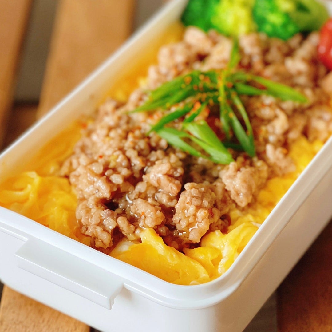 枝豆たっぷり!豚ミンチの卵とじ丼♪