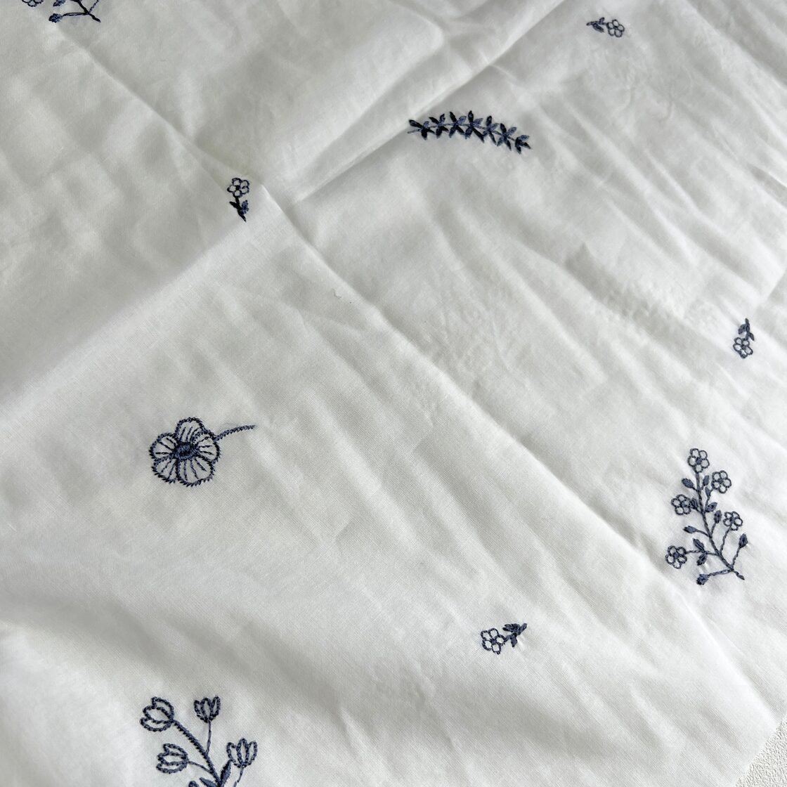 韓国ヤンダン柄入り幅110ｃｍ・10ｃｍ単位売り 緑 韓国生地 夢市場本店 韓国チマチョゴリと韓国雑貨の専門店