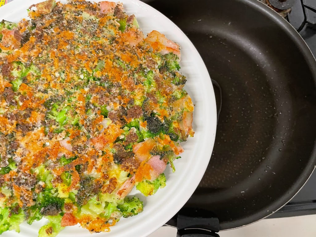 ゆりと誠子のお料理。 山本ゆりさんにハッシュドブロッコリーを教わりました シンプルでおいしくて、お料理のハードルを緩やかにしてくれる ゆりさんのレシピが好きです。この模様は、宝島チャンネルでぜひご覧ください🙊🥦 @yamamoto0507syunkonカフェごはん8