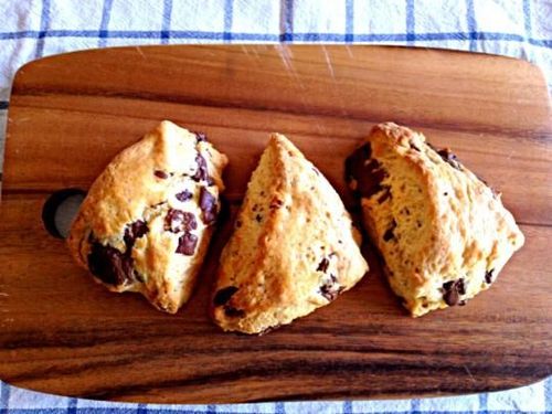 HMで スタバ風チョコチャンクスコーン にこ☺︎Snapdish スナップディッシュID:CDW5na