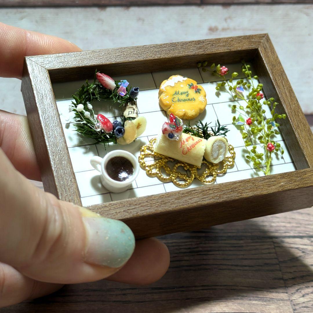 市販品でつくる、華やかクリスマススイーツ。土台はロールケーキだから失敗なし 山本ゆりさんレシピESSEonline エッセ オンライン