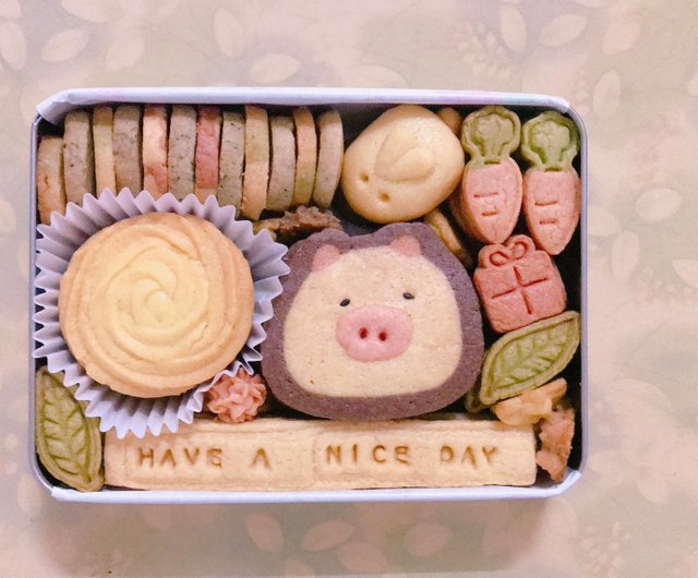 専用ページ クリスマスクッキー缶 手作りクッキー 焼き菓子 京都のおしゃれで可愛いクッキー缶