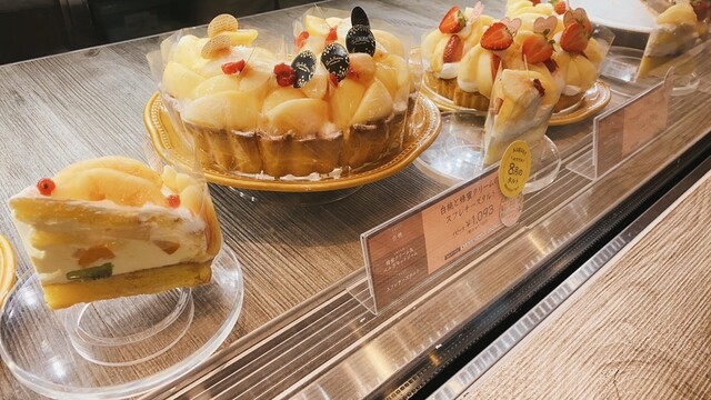 名古屋「ヴァンサンゲルレ」 ガレットナンテーズ お土産にも最適・お取り寄せ可能なクッキー缶のいのわブログ焼き菓子お取り寄せ・関西食べ歩き