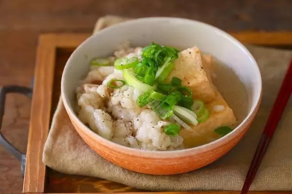 めちゃ旨！保育士大絶賛！揚げ焼きでヘルシー！『エビとはんぺんの春巻き』