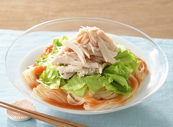 そうめん弁当🥰@natsuki_recipe さんの投稿をお借りしました 子ども喜ぶ簡単ごはん☞ @natsuki_recipe公園に海にプールに 暑い日は、冷やしそうめん弁当が最高😋👍 息子の運動会にも チラシ寿司と一緒に よく持って行ってたよ♪ 作ってみたい🙌って思ったら→♡ 感想