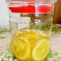 レモン酢を作ってみよう！気になる効果やレモンと酢との違いも紹介食・料理オリーブオイルをひとまわし