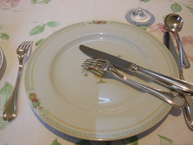 テーブルマナー：ナイフとフォークの使い方