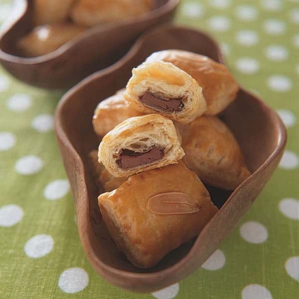 材料2つの簡単ハートチョコパイ♥️🍫