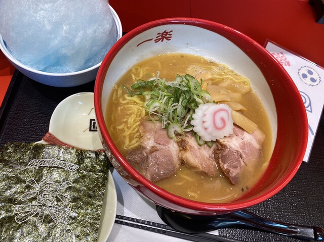 US古着 Naruto ナルト うずまきナルト ラーメン一楽 キャラTシャツ - メルカリ