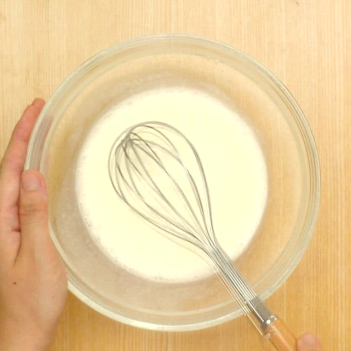 白いオムレツサカキシンイチロウ