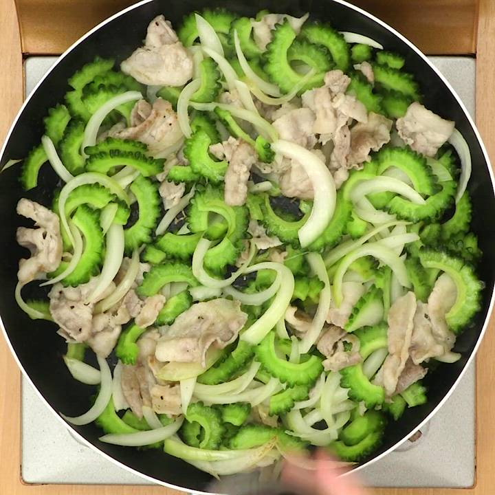 豆腐なし☆シンプルなゴーヤチャンプルー レシピ・作り方 by cook_890 - 楽天レシピ