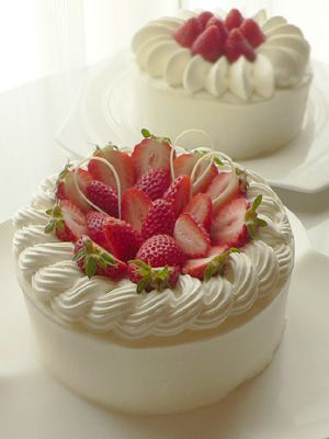 誕生日や記念日に!お取り寄せできるおしゃれケーキ20選HANKYU FOOD おいしい読み物フード 食品・スイーツ 阪急百貨店公式通販HANKYU FOOD