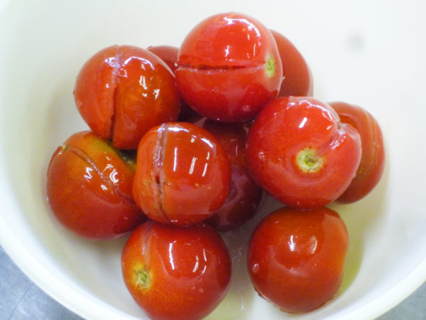 セミドライトマトのオイル漬け