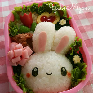 ディズニーに行ってきました *Ü* ♡♡ ・ シーは10年ぶり！ ランドにいたっては最後にいつ行ったかも覚えてません 笑・ポップコーンはキャラメルしか知らなかったけど、いろいろあって美味しかった〜 ๑>ᴗ<๑ ♡♡ ・ ・ponta_1005 ぽんたイラスト イラスト ぽんた