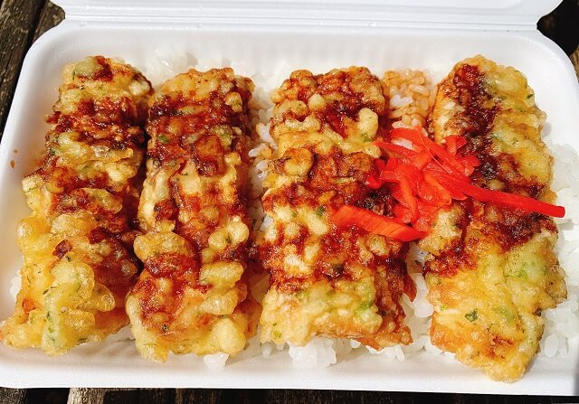 ひまわり荘 夕食 あんかけかた焼きそば・餃子スープ・温泉卵・ドーナツ : 今日の献立