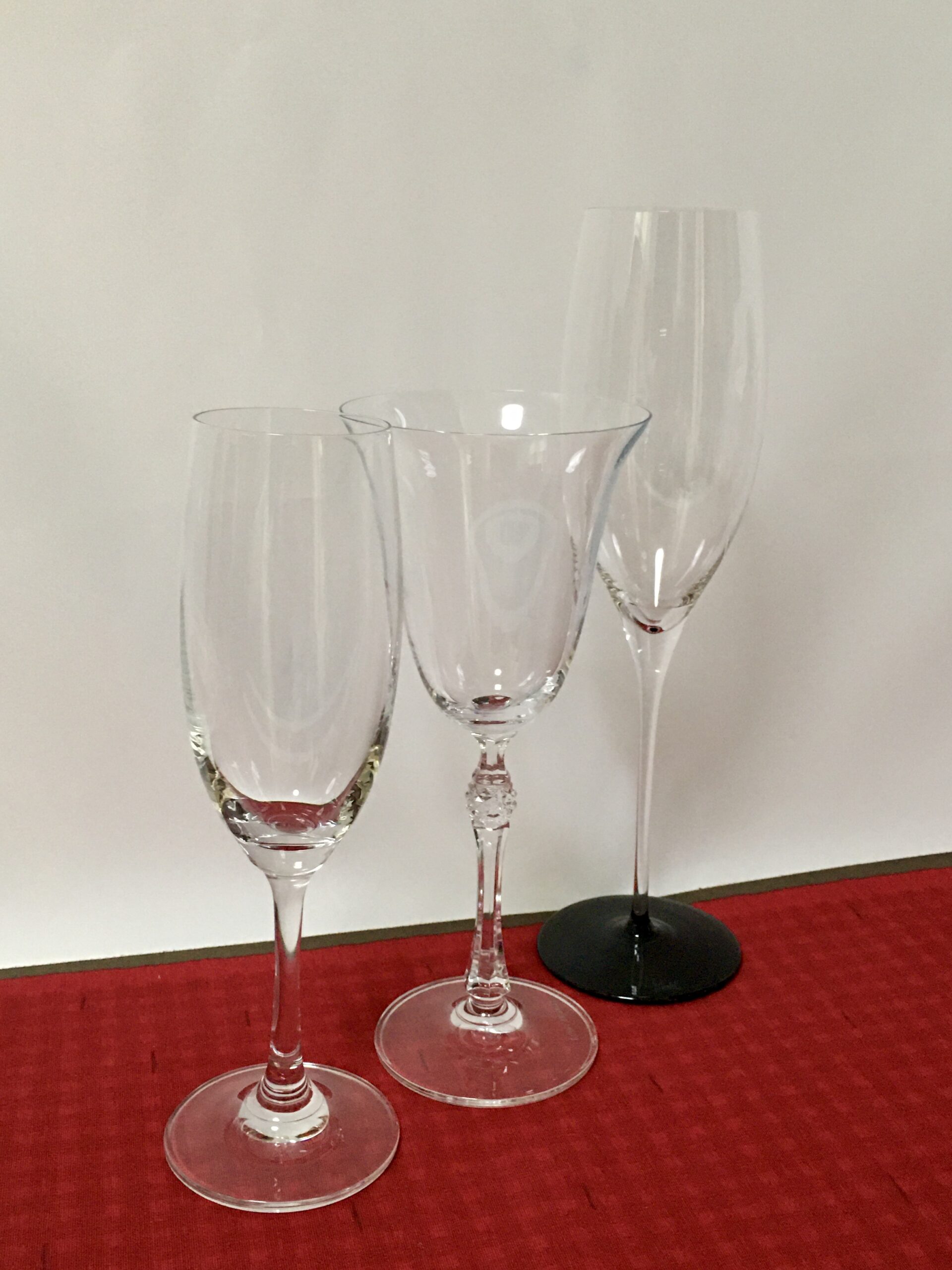 100均のグラスで缶ビールが超おいしく変身。正しい“グラス選びのコツ” « 女子SPA