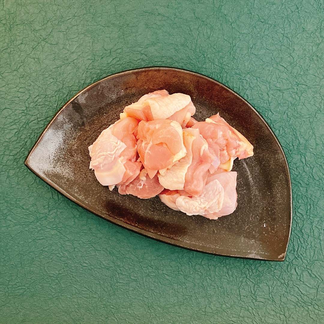 じゃんぼ唐揚用カット ブラジル産若鶏もも肉50gカット