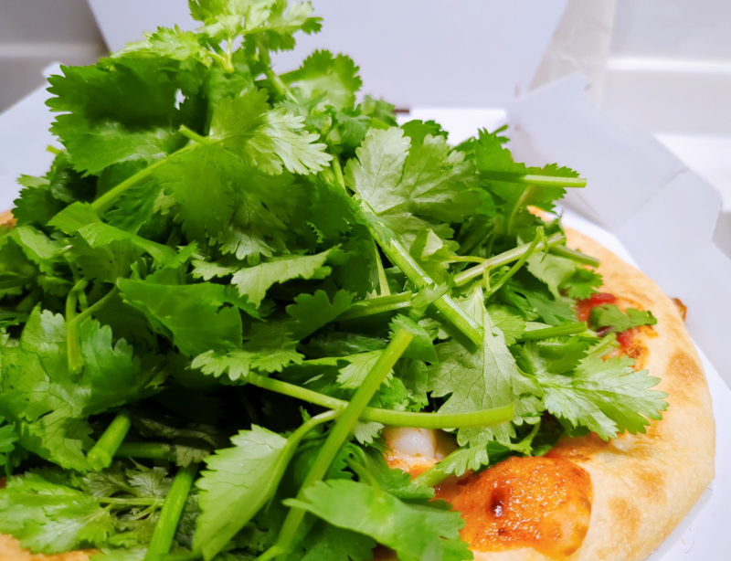 てんこ盛り ピザハットの「パクチーすぎて草」はネタ商品なのか本音レビュー大草原不可避ってこういうこと!?Pouch ポーチ