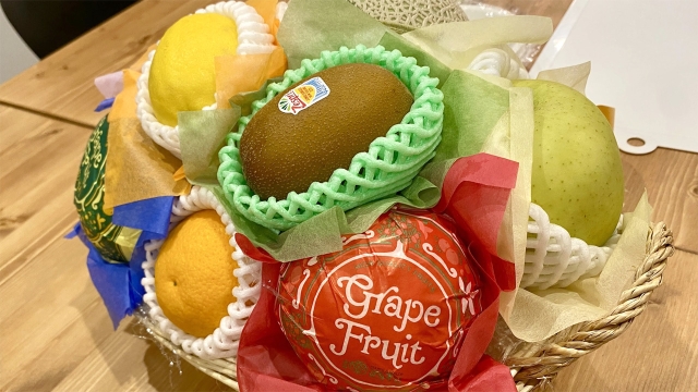 楽天市場最強翌日配送 季節の フルーツ バスケット フルーツ ギフト ハロウィン セット 詰め合わせ カゴ 盛り合わせ 果物 プレゼント 手土産 お誕生日お祝い 内祝い 出産内祝い 婚礼内祝い 贈り物 お礼 御見舞 退院祝い 快気祝い 出産祝い 記念日 くだもの : 愛の